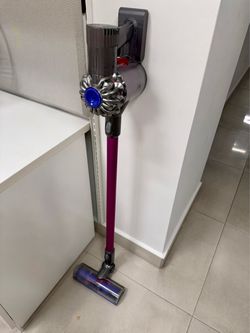 Dyson V8 Animal cordless stick vacuum