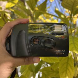 Pentax PC-313 35mm Point and Shoot Film Camera