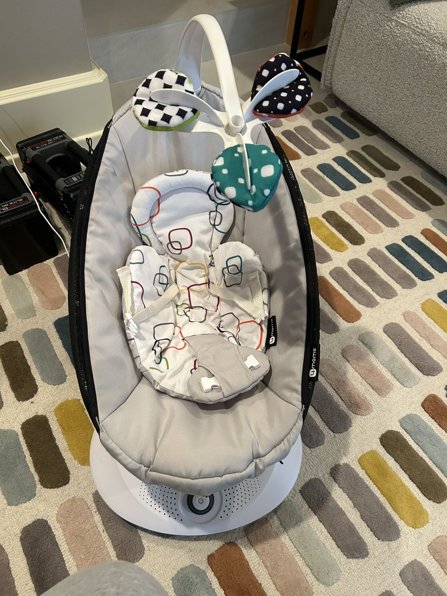 Mamaroo Baby Rocker