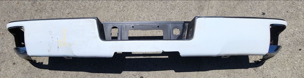 2015 2016 2017 CHEVY SILVERADO SIERRA DENALI 2500hd  REAR BUMPER