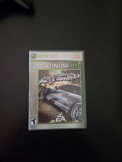 Xbox 360 Console Bundle with 2 Controllers and Games