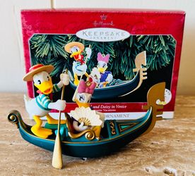 Hallmark 1998 Donald & Daisy in Venice Romantic Vacation Disney Keepsake