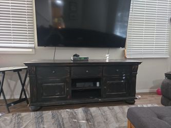 Potato barn dresser