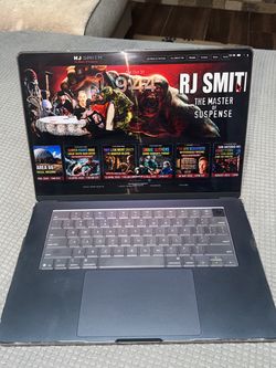 Apple MacBook AIR  – Midnight