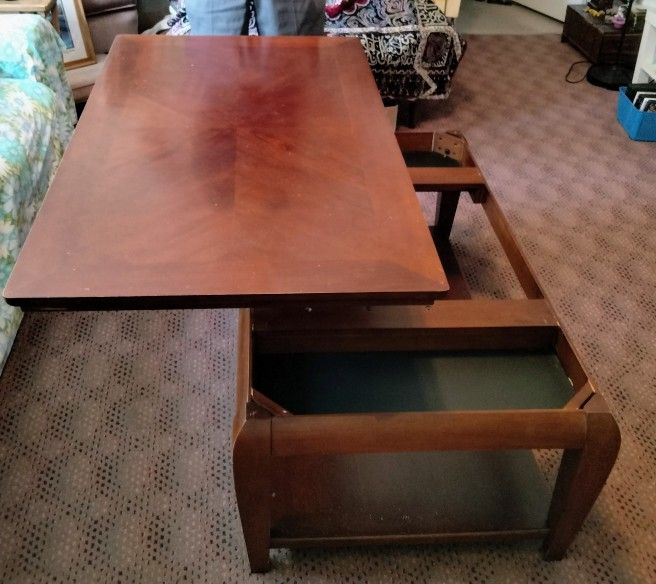 Lift Top Wood Table With Drawers. 27" x47"