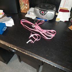 2 Pink Leashes And 2 Small Pink Collers