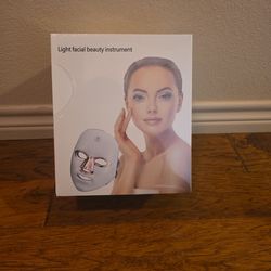 LIGHT FA IAL BEAUTY INSTRUMENT