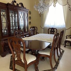 Selling Furniture. House On Sale