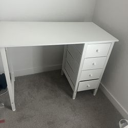 White Desk 