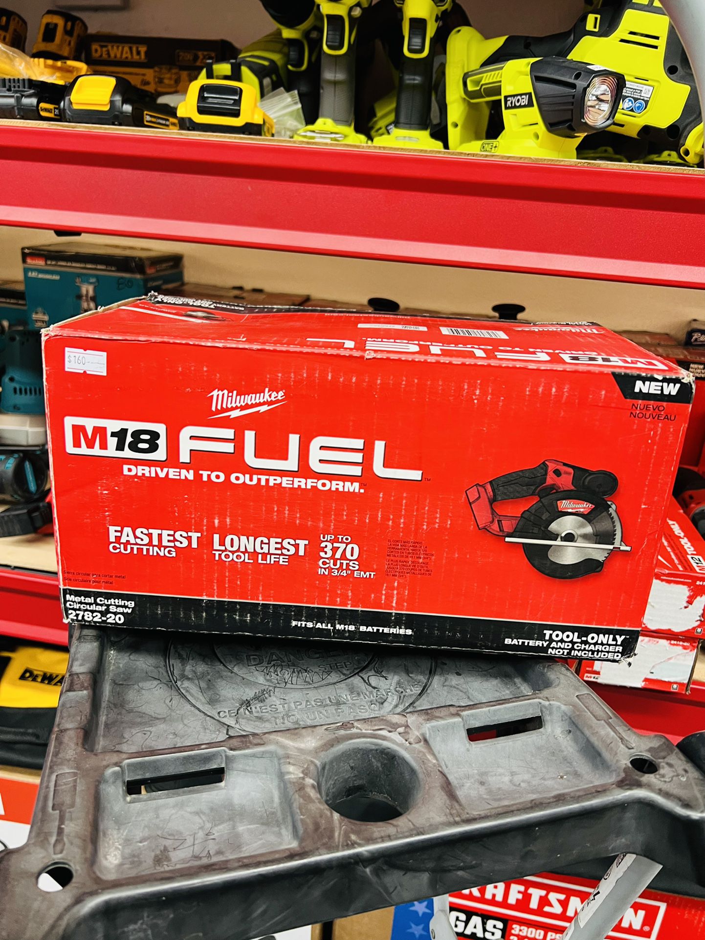Milwaukee M18 FUEL 18-Volt Lithium-Ion Brushless Cordless Metal Cutting  5-3/8 in. Circular Saw (Tool-Only) w/ Metal Saw Blade for Sale in Modesto,  CA OfferUp