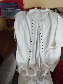 Long sweater with hood
