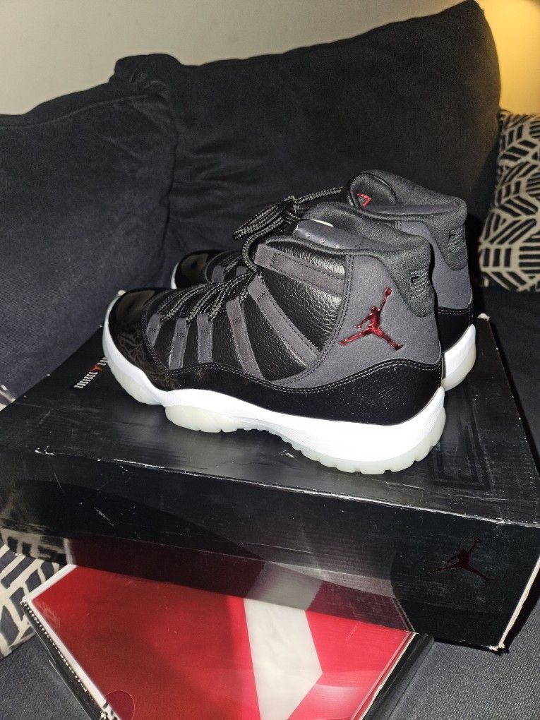 Air Jordan 11 72-10