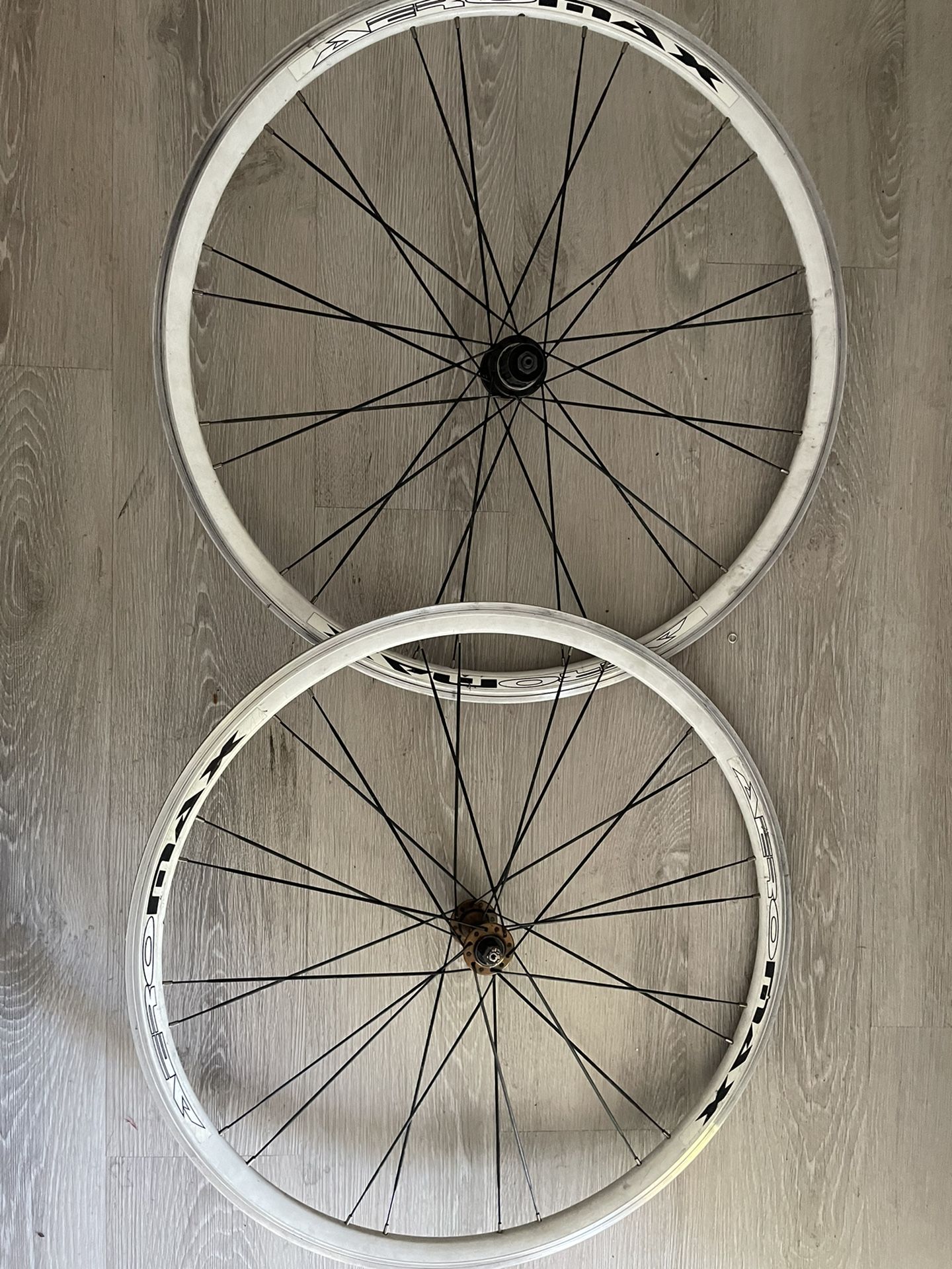 Aeromax 700c QR 100/130 Road bike Wheels