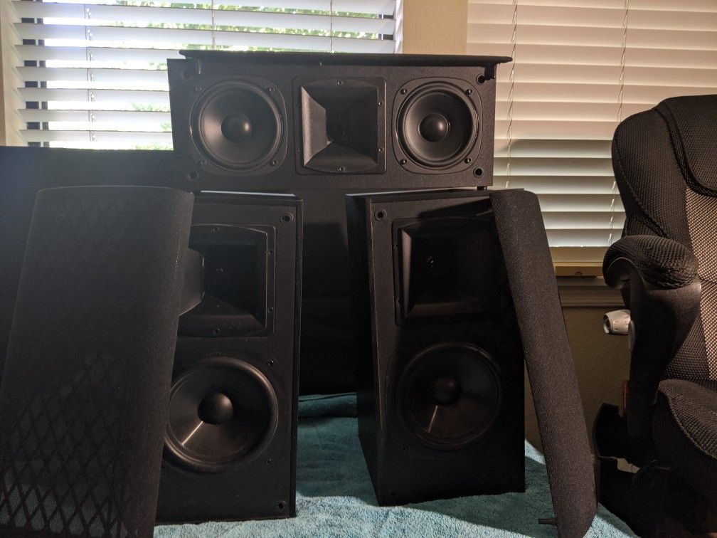 Klipsch Subwoofer and Speaker Sound System