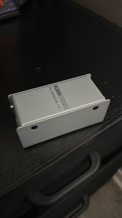 Tecknic Mic Booster