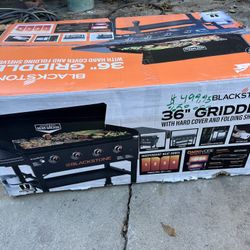 Blackstone 36'' Griddle with Hard Cover and Folding Shelves