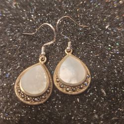 Vintage 925 Silver Mother Pear Marcasite Earrings