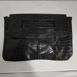 Black Croc-Embossed Clutch / Crossbody Purse – Strap Included