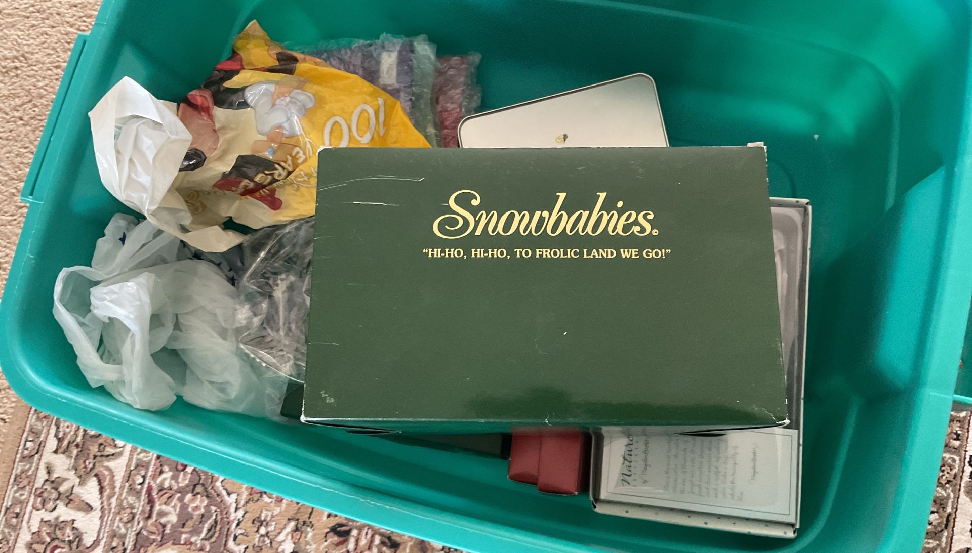 Department 56 Snowbabies Figurine (collectible)