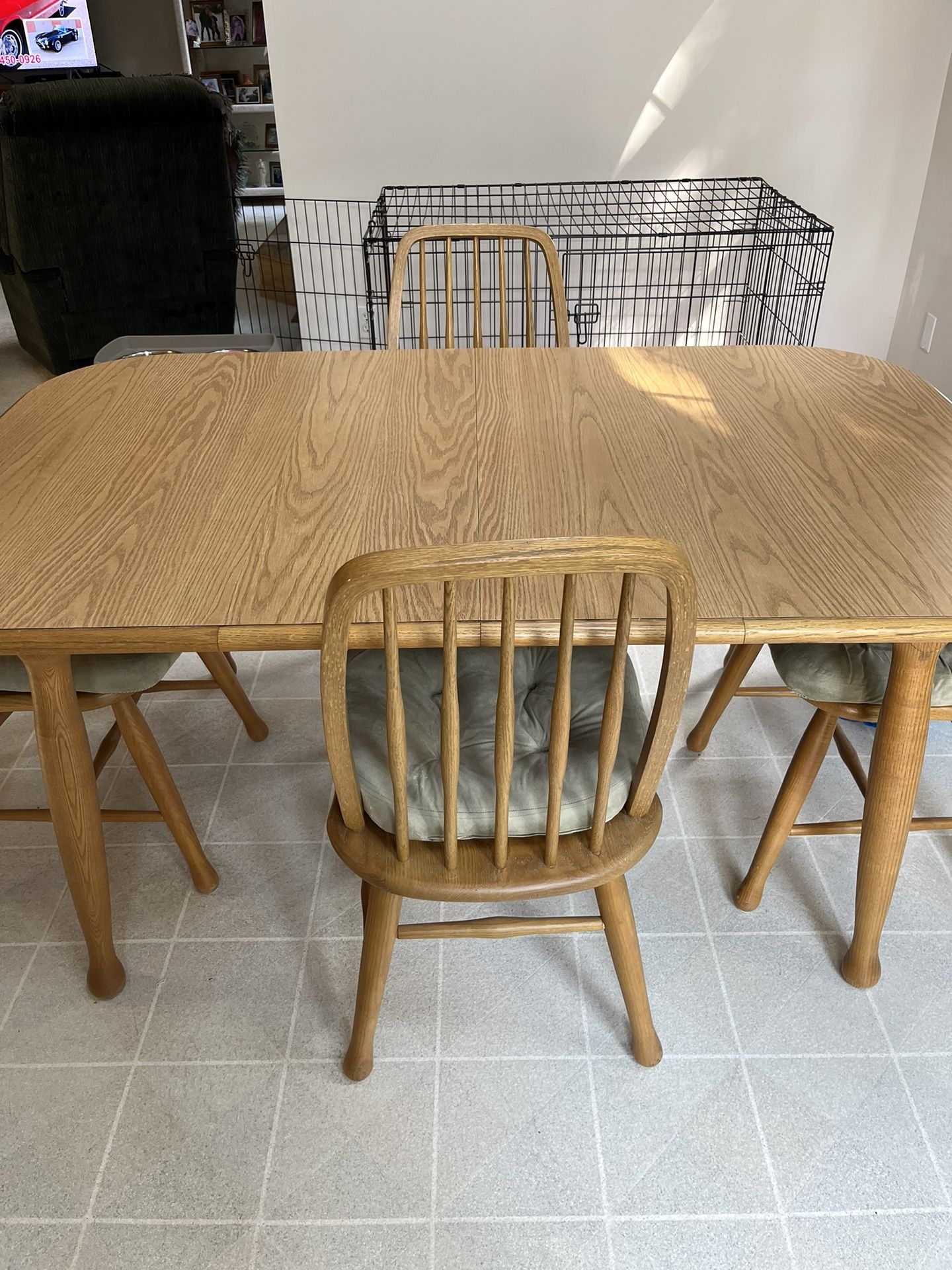 Kitchen Table and 4 Chairs
