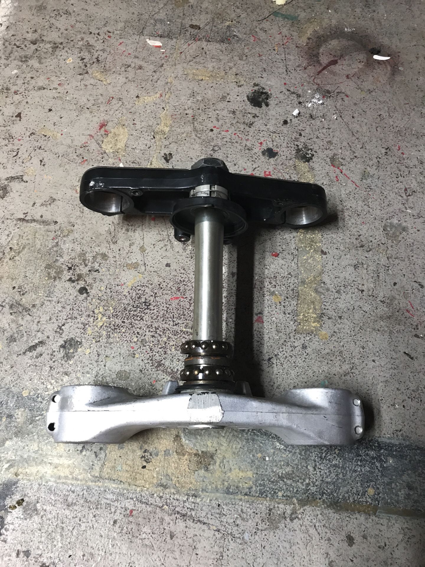 96-99 suzuki gsxr 600-750 triple tree clamps