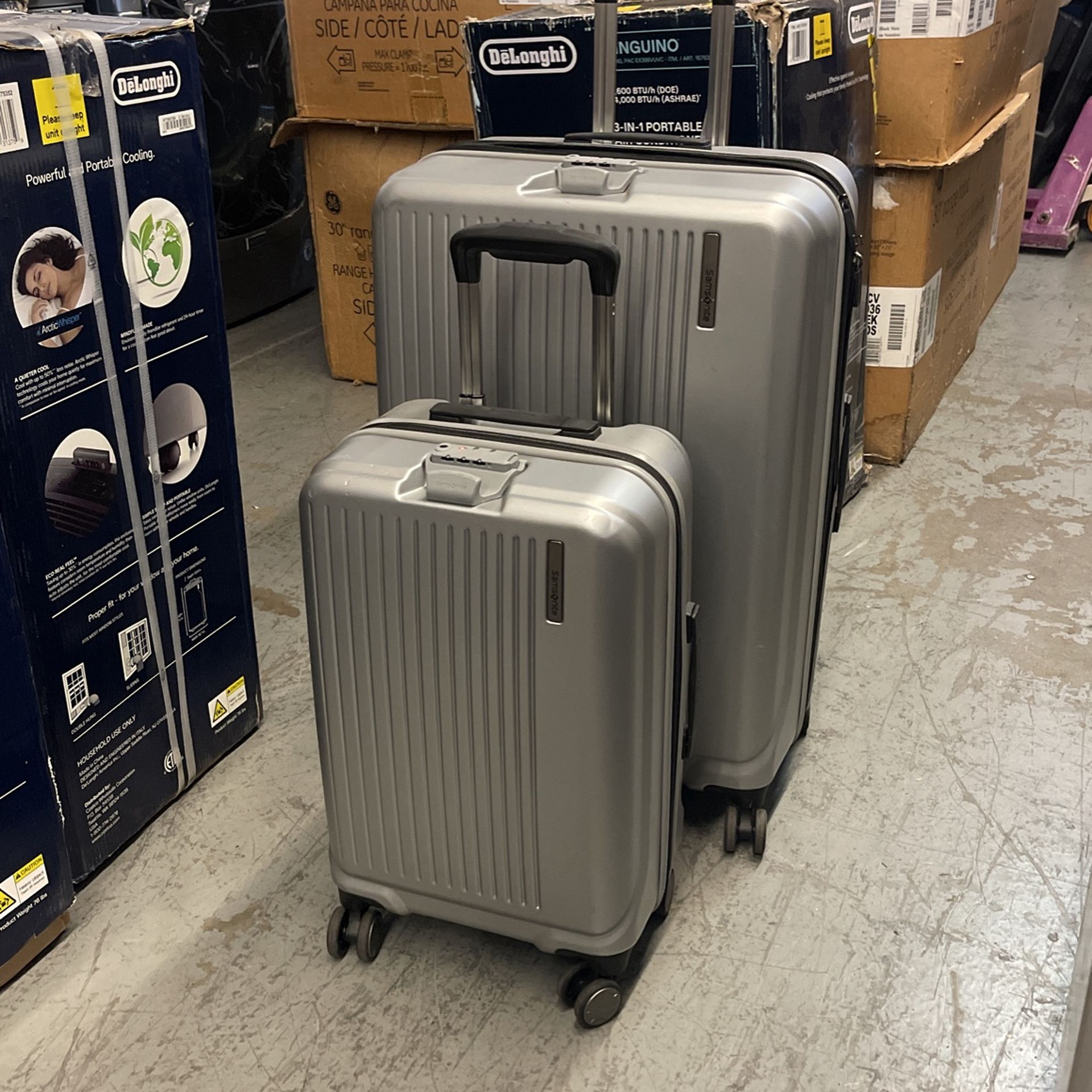 Samsonite Amplitude 2-Piece 8-Wheels Spinner Luggage Set With TSA Accepted Lock