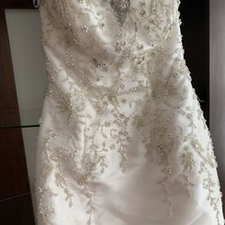 Maggie Sottero Wedding Dress 