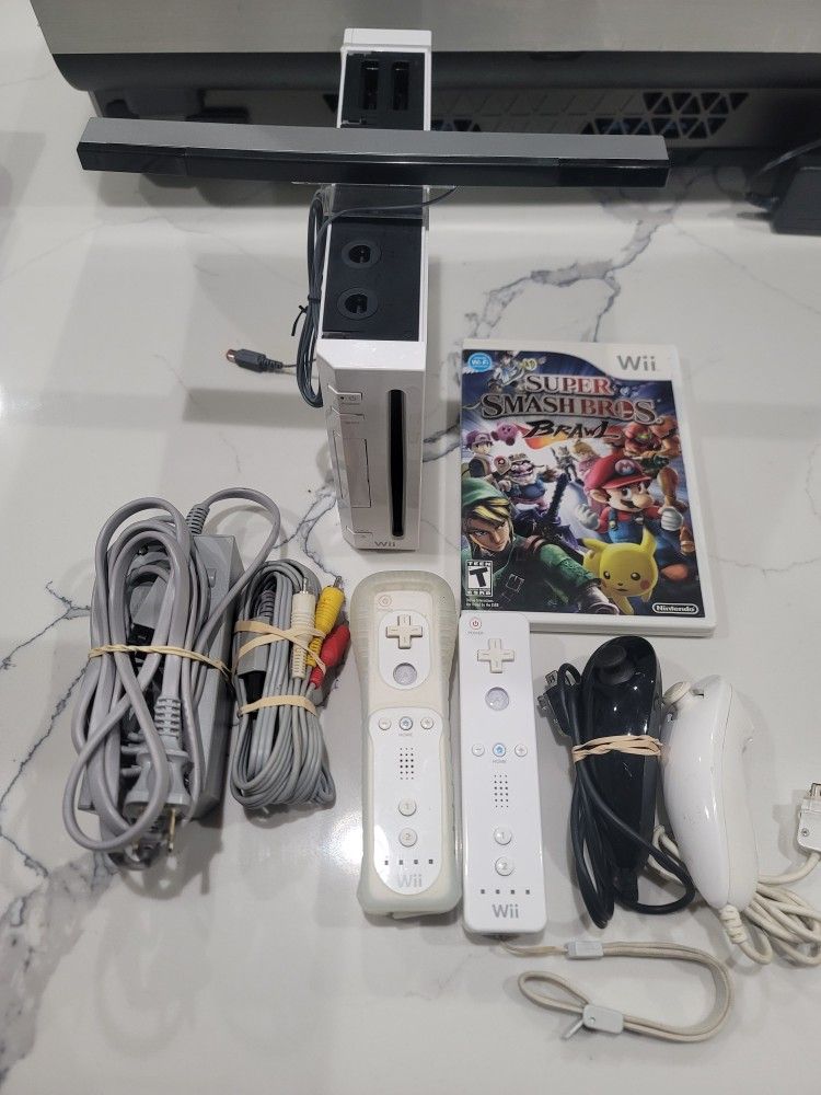 Nintendo Wii With Super Smash Bros Brawl