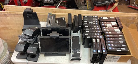 Bunch of computers printers and other stuff selling as bulk