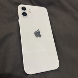 iPhone 12 Unlocked w/Charger
