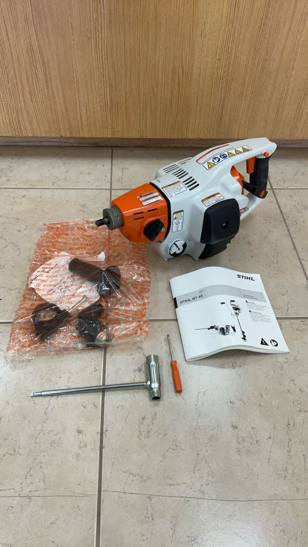 STIHL BT 45 EARTH AUGER (BORING DRILL).