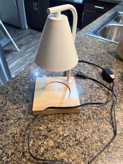 White candle warmer