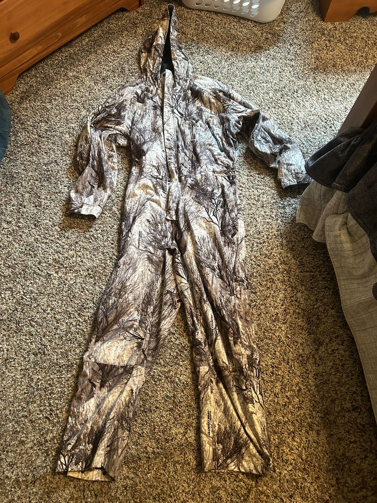 Cabelas Snow Camouflage Jump Suit