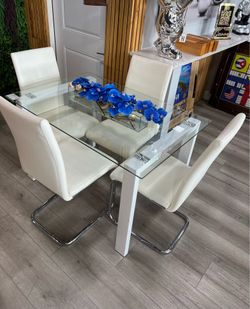 Comedor de 31” x 47” pulgadas