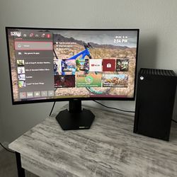 Xbox Series X And Delle Monitor