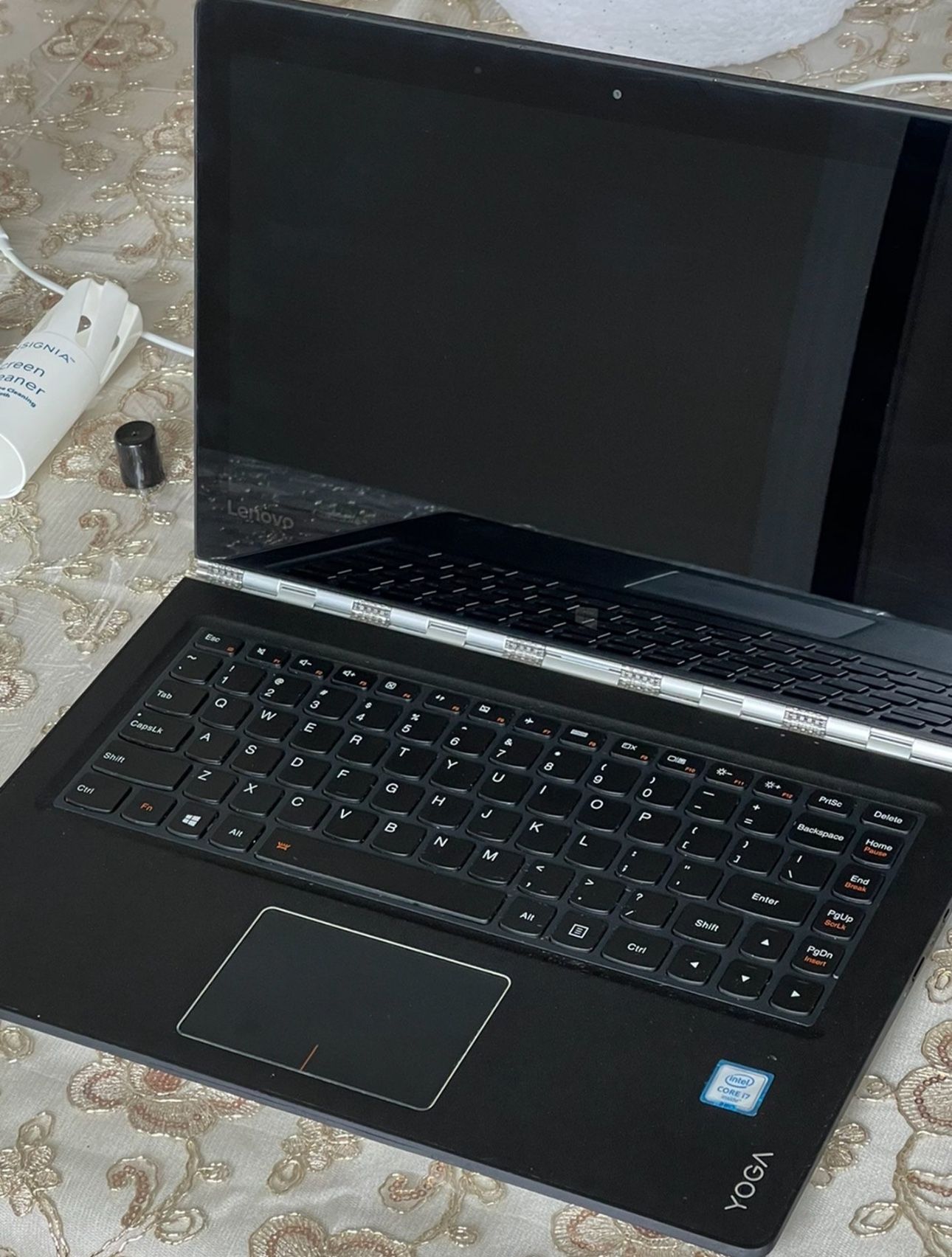 Lenovo Yoga 900