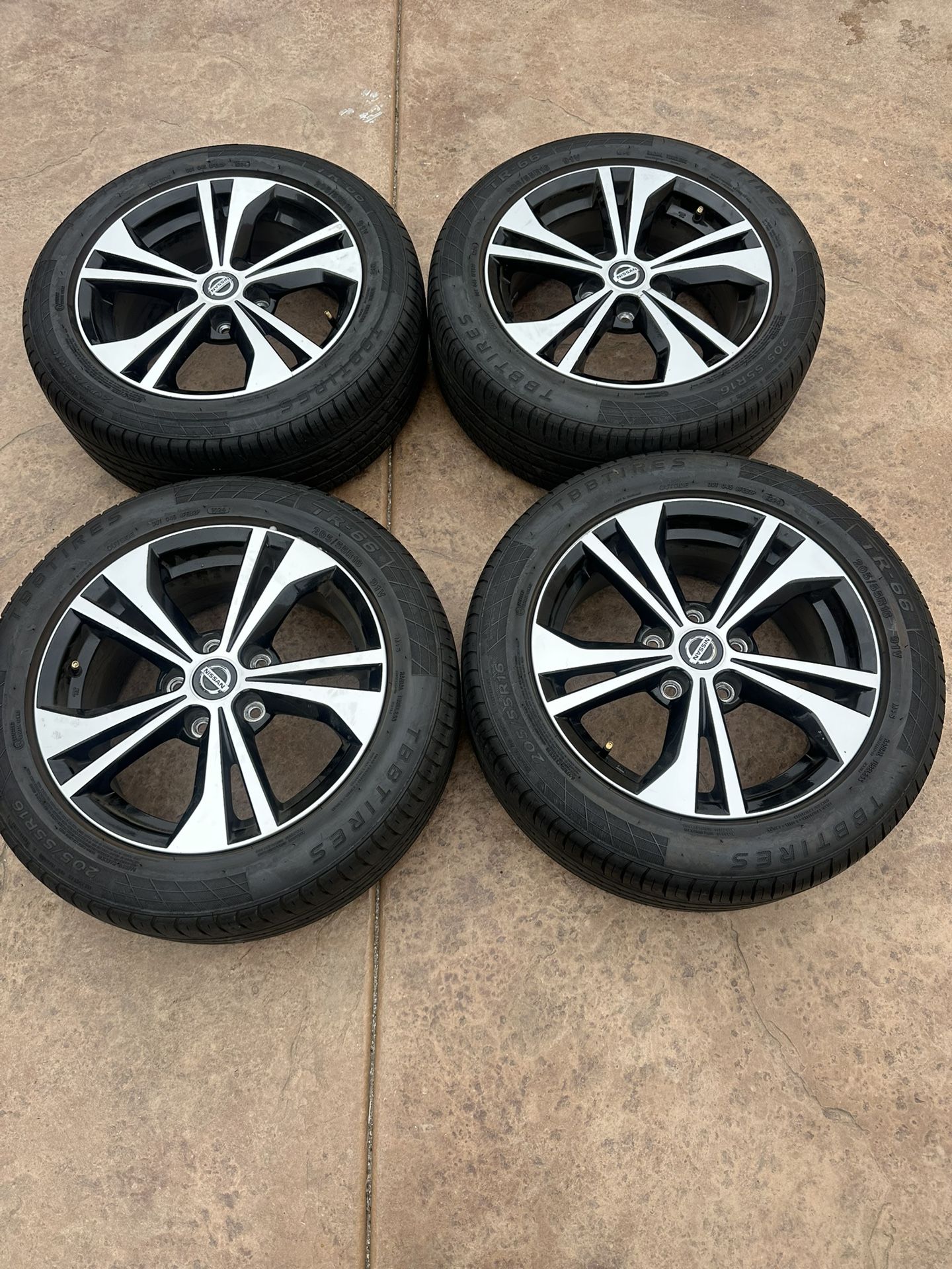 Tires For Nissan Sentra 2015null