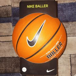 Nike Baller Basketball 