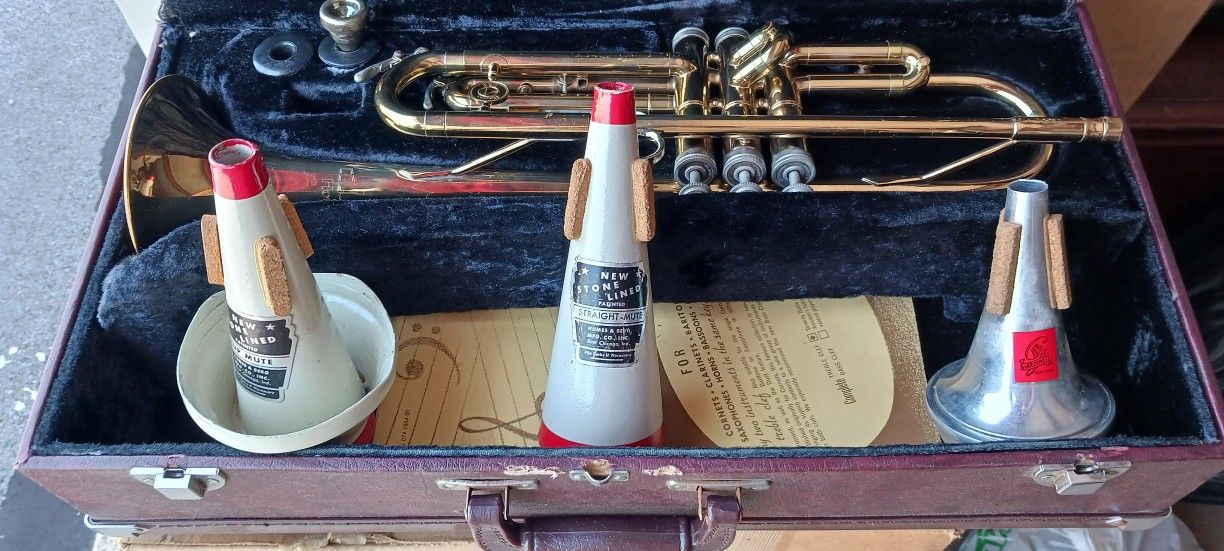 Holton Collegiate T602 Trumpet Serial #836984