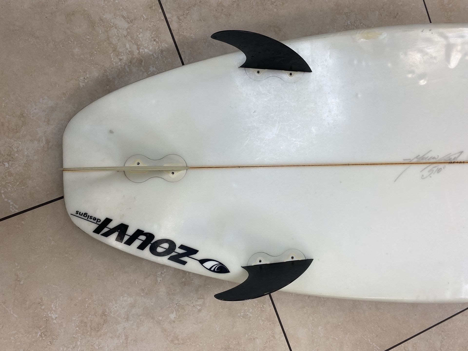 5.10” Surfboard The Sharp Eye Disco Used 5.10” Surfboard The Sharp Eye Disco Used