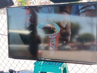 SAMSUNG 64"