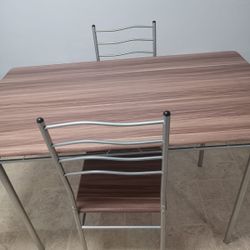 DINING TABLE WITH 4 CHAIRS