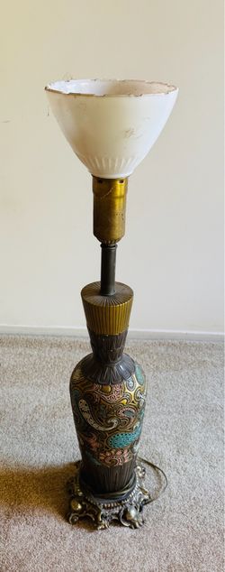 36” Vintage floor lamp