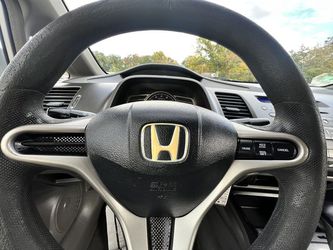 2010 Honda Civic Thumbnail