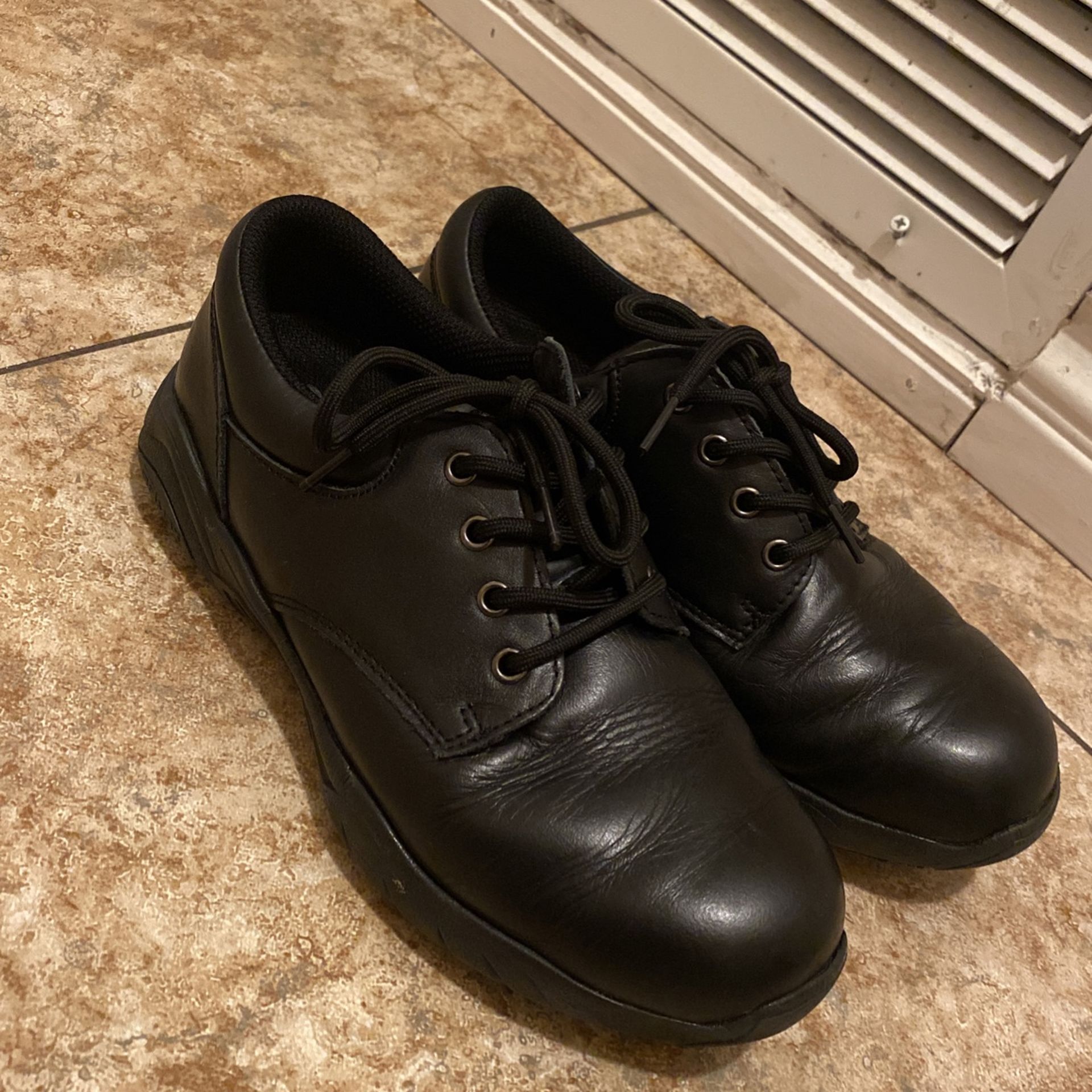 1$ SHOES for Sale in Diamond Bar, CA - OfferUp