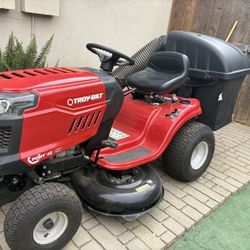 Lawnmower Troy-Bilt