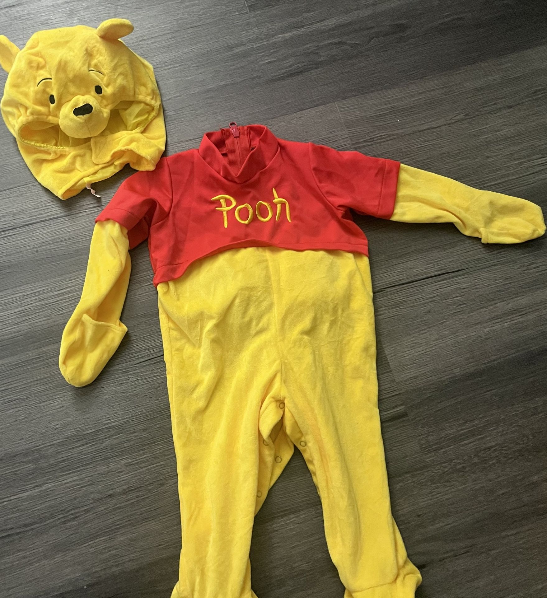 Winnie the Pooh infant costume 6-12 Mnth