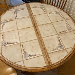 Ceramic Tile Table Round w/Leaf & Chairs
