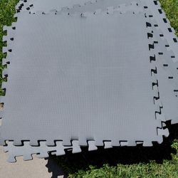Gray Gym mats 2×2