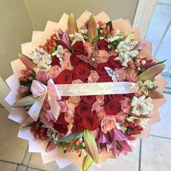 Ramo Buchon Roses Flower Bouquet 